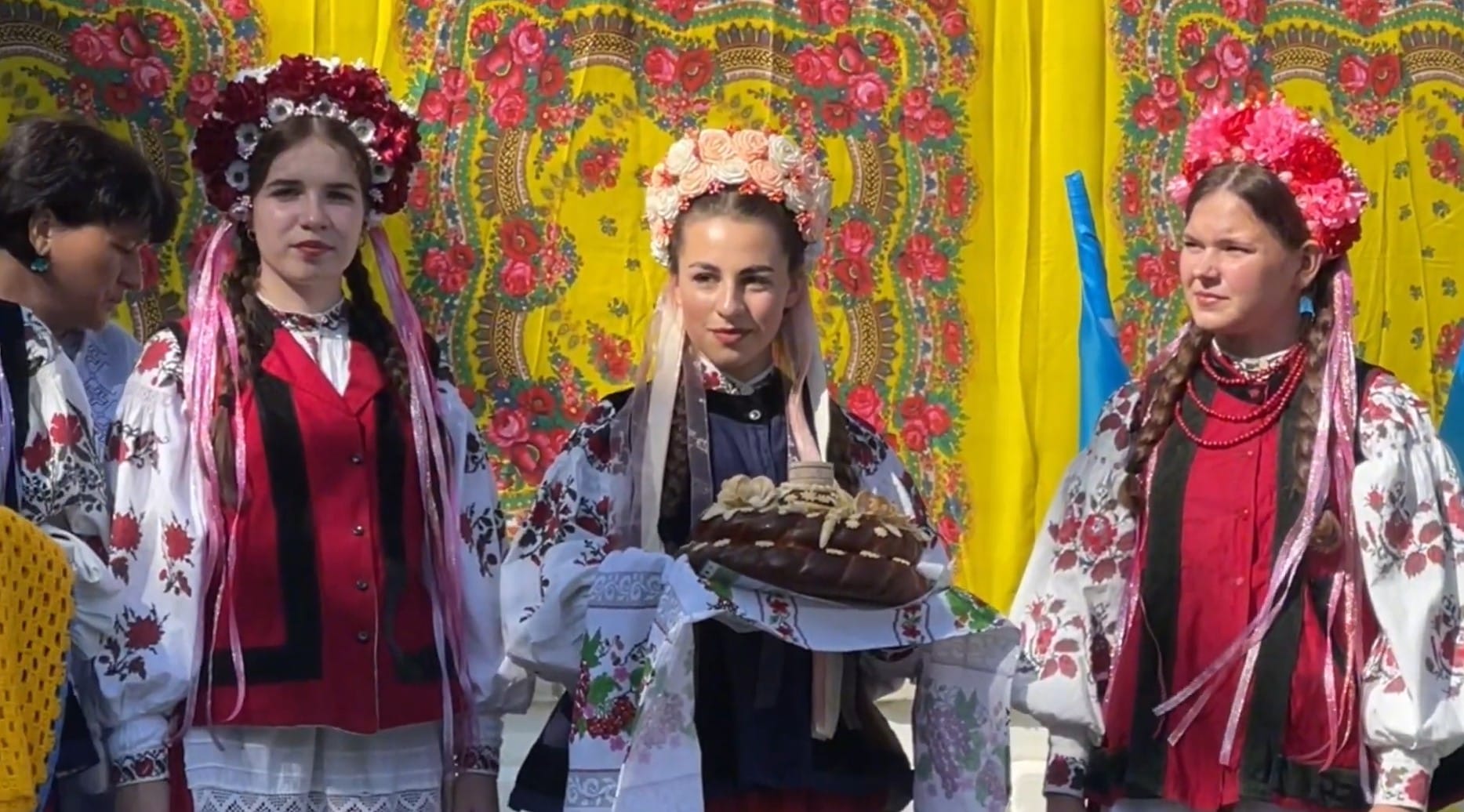 КУЛЬТУРНО-МИСТЕЦЬКЕ ЖИТТЯ ГРОМАДИ – ЕНЕРГІЯ, ЩО НАДИХАЄ, ПЛЕКАЄ ТА ЗАХИЩАЄ